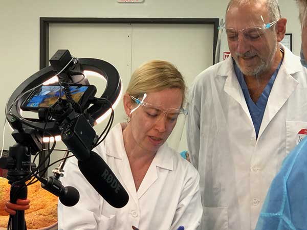 Lauri and Leslie live streaming from the 2020 dissection lab in San Diego.